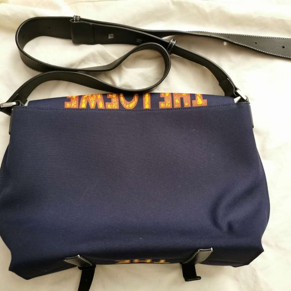LOEWE messenger bag for men brand new - Picture 2 of 8